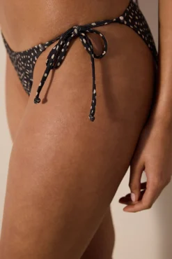 Cueca de biquíni clássica estampada