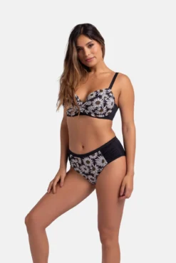 Cueca de biquíni preta clássica estampado