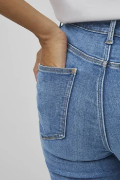 Jeans ajustados Sarah regular fit