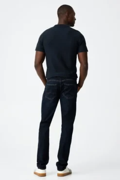 Jeans Leo Comfort Fit com Cinto