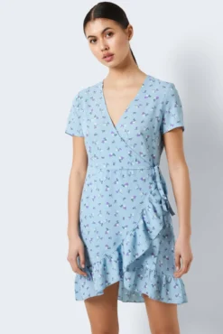 Kurzes Kleid