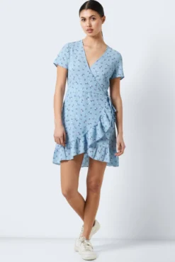 Kurzes Kleid