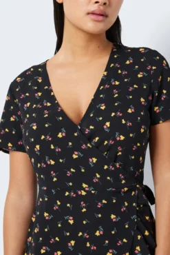 Kurzes Kleid
