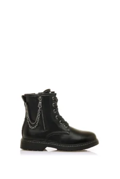 Martina Botins