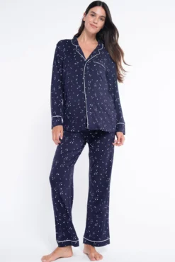 Pacote de pijama com estampado de flocos