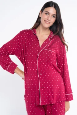 Pacote de pijama estampado com gravata