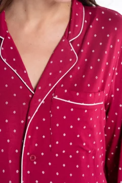 Pacote de pijama estampado com gravata