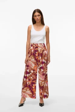 Pantalón fluido largo