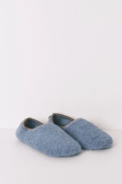 Pantufas de quarto de pelo azul