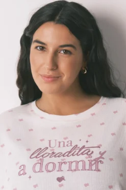 Pijama comprido de malha waffle