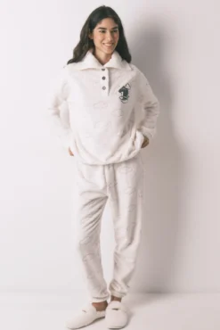 Pijama comprido em polar estampado de nuvens cinza