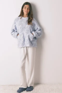 Pijama comprido pelo azul
