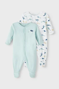 Pijama de bebé menino.