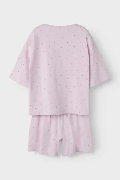 Pijama de manga curta com estampa de coração