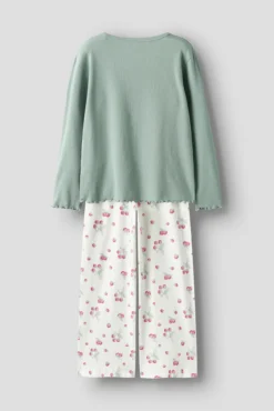 Pijama de menina