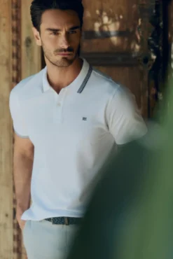 Polo de manga curta