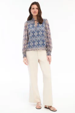 Printed long-sleeved blouse