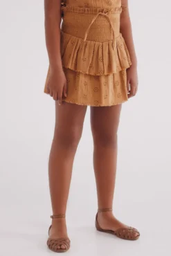 Saia bordado suíço menina
