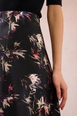 Saia longa com estampado floral