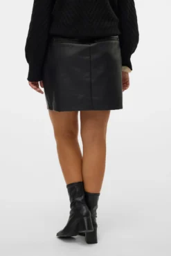 Saia midi encerada plus size