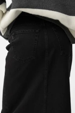 Saia midi jeans