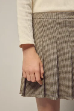 Saia xadrez de menina