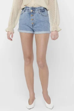 Short denim
