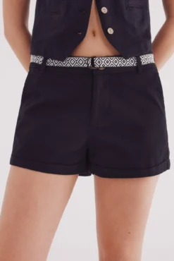 Shorts calças chino com cinto