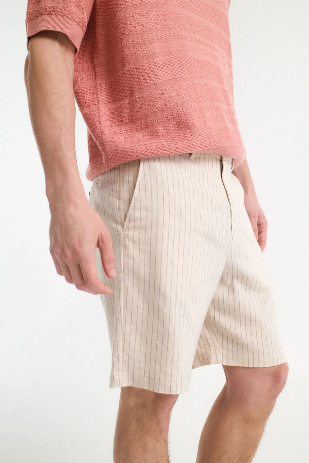 Shorts calças chino estruturados de linho