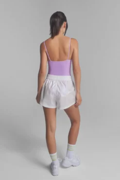 Shorts técnicos branco perolado