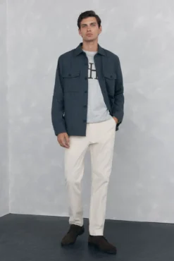 Sobrecamisa de lã lisa