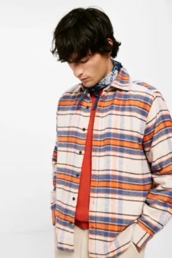 Sobrecamisa xadrez
