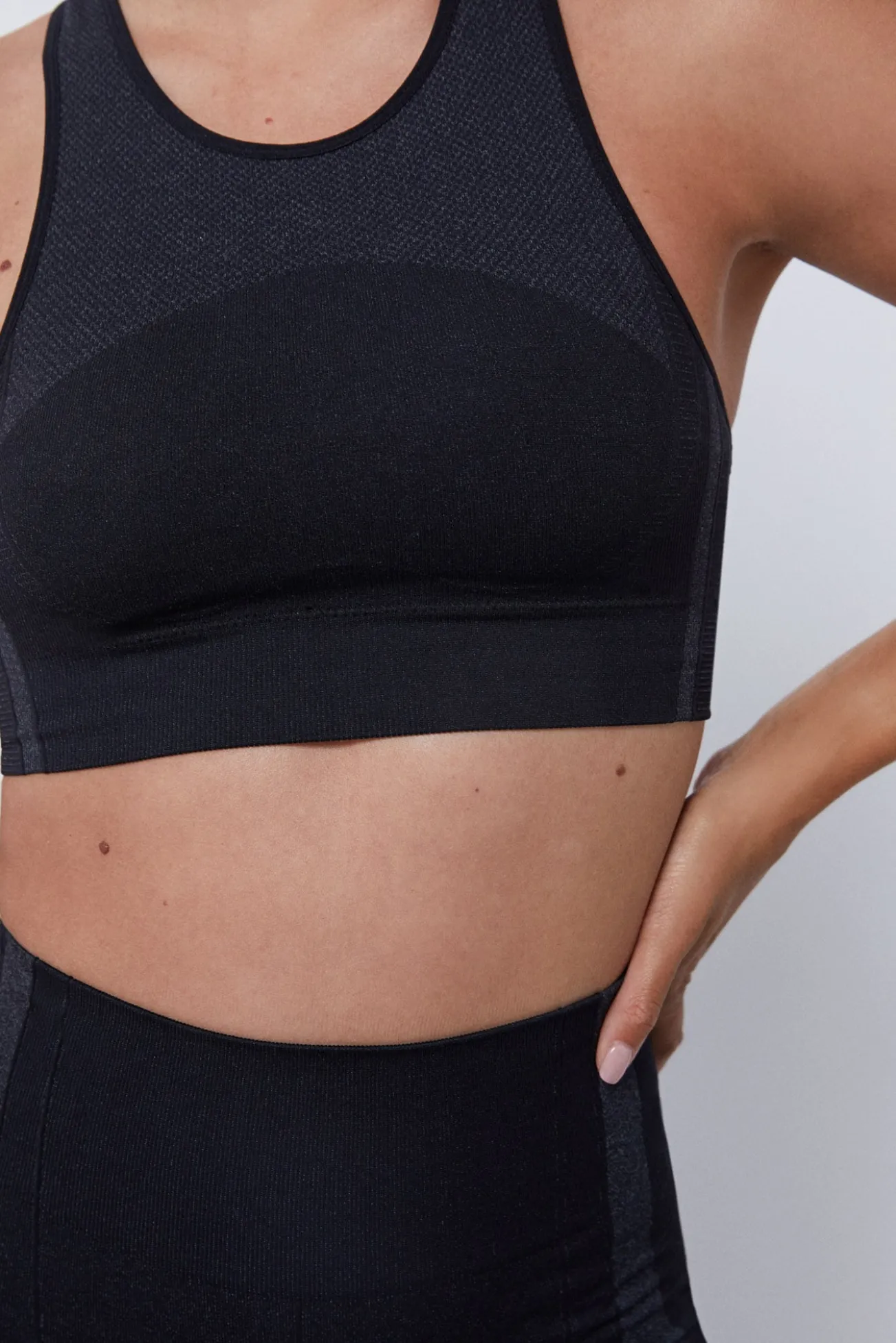 Soutien desportivo preto Seamless Fit