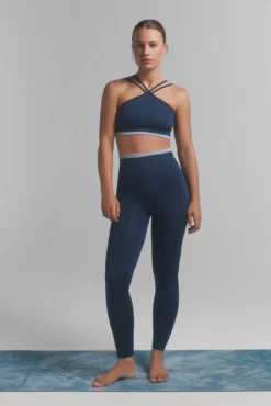 Soutien desportivo SEAMLESS COMFORT azul. Colaboração especial @ffitcoco