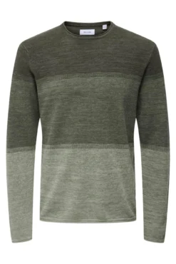 Suéter masculino com gola redonda. Corte regular.
