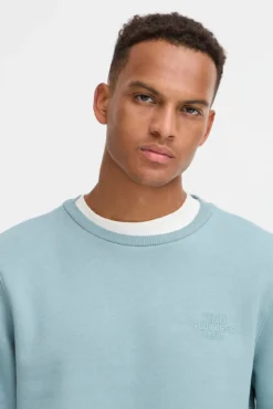 Sweatshirt com gola redonda