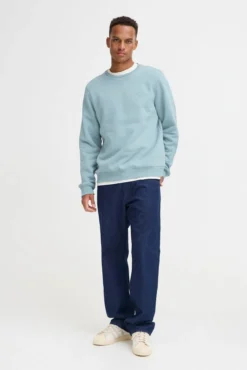 Sweatshirt com gola redonda
