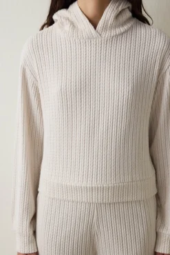 Sweatshirt com malha capuz .