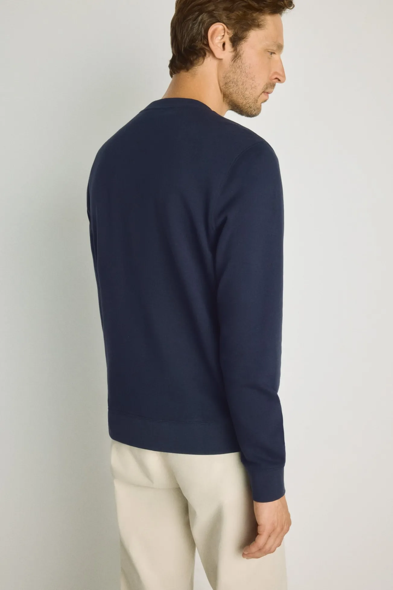 Sweatshirt gola redonda com logo