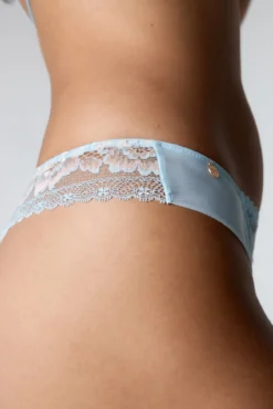 Tanga Avery Iris Tanga