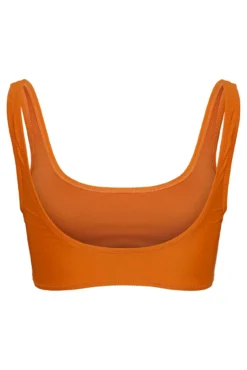Top biquíni estilo bandeau.