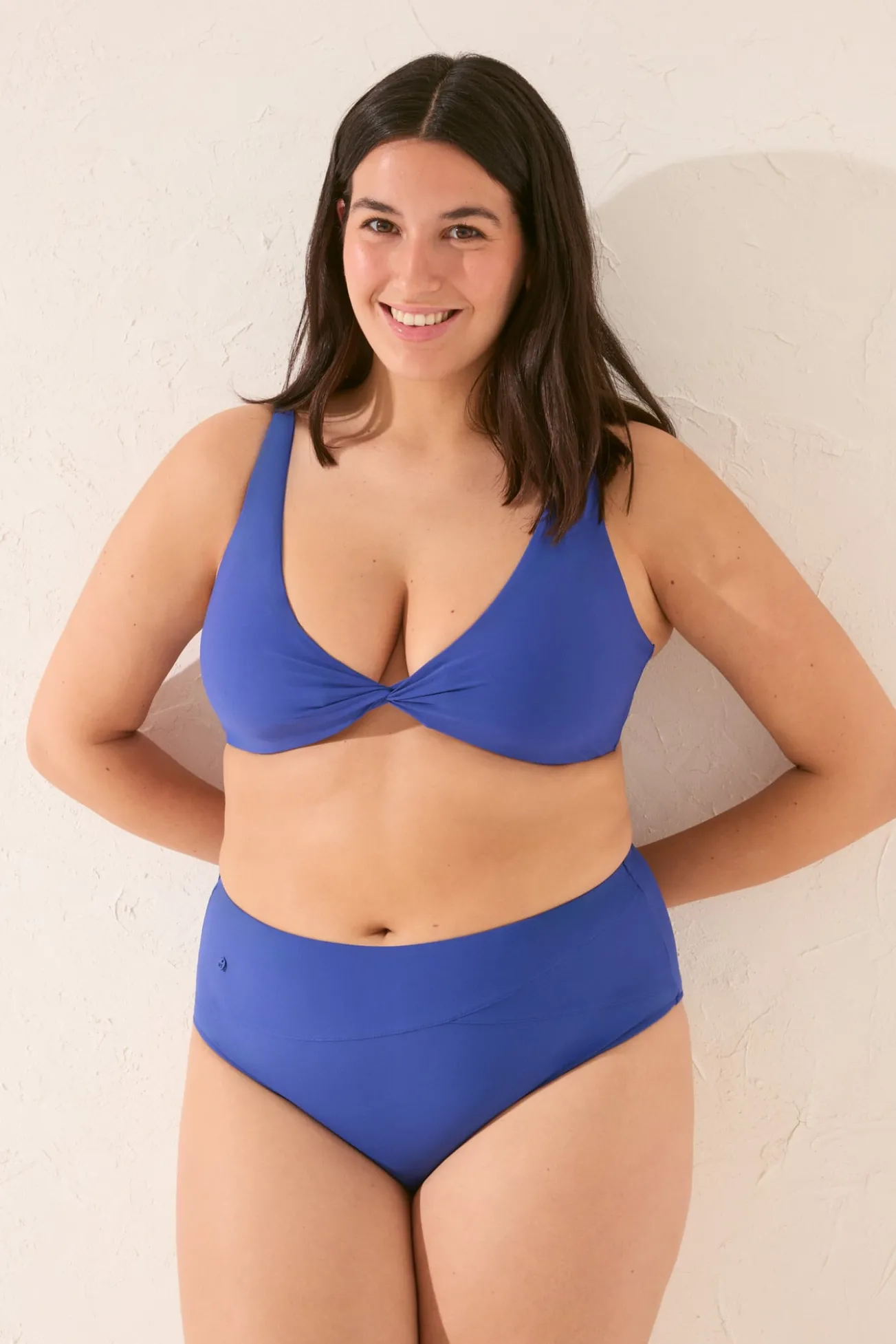 Top biquíni halter capacidade azul elétrico