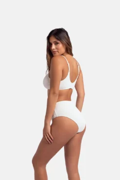 Top de biquíni nu