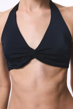 Top de biquíni preto com halter