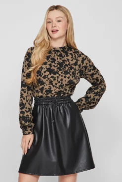 Top de manga comprida estampado