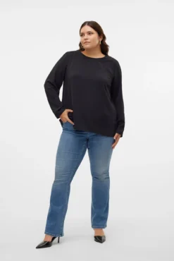 Top de renda plus size nas costas