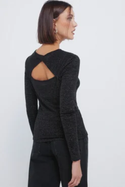 T-shirt com decote nas costas em lurex