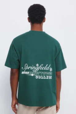 T-shirt da colagem de Springfield