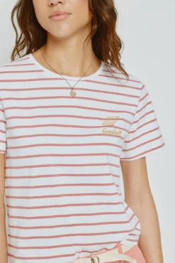 T-shirt de manga curta às riscas