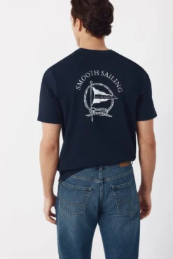 T-shirt gráfica sailing